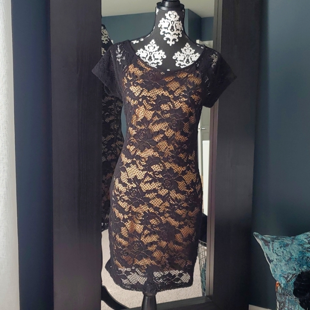 Lace dress